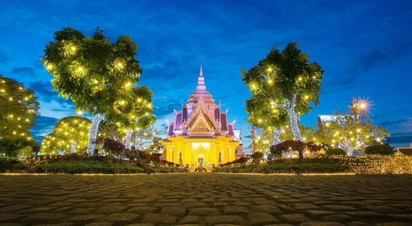 Ingtara Hotel Khon Kaen Exterior foto