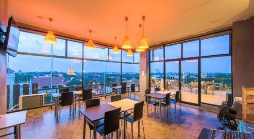 Ingtara Hotel Khon Kaen Exterior foto