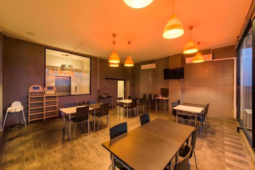 Ingtara Hotel Khon Kaen Exterior foto
