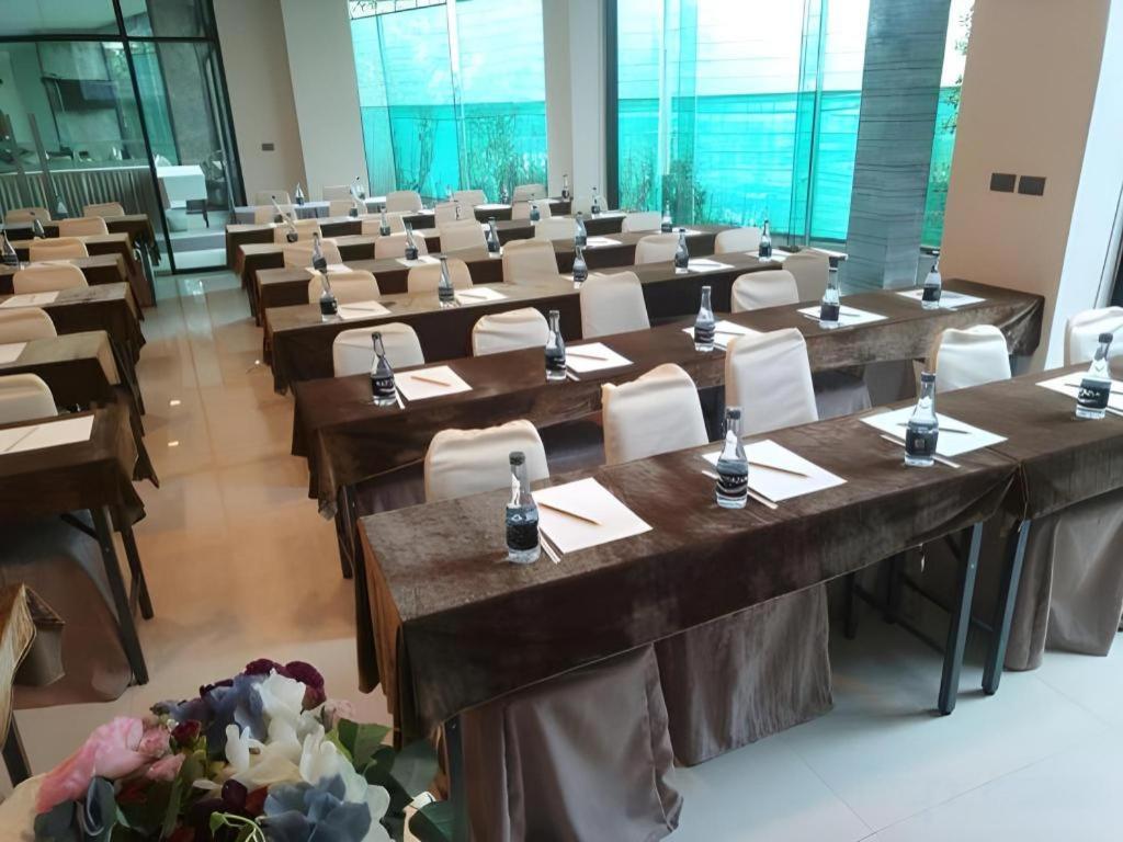 Ingtara Hotel Khon Kaen Exterior foto